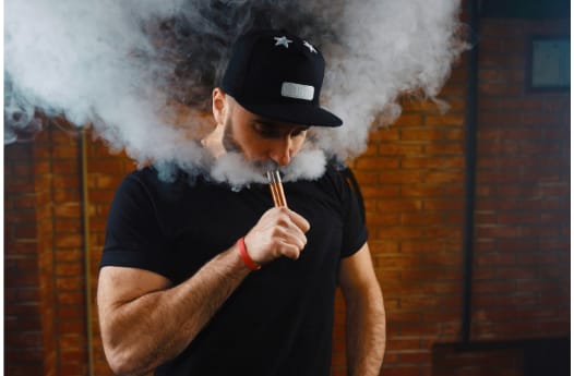 Understanding Disposable Vapes: Convenience, Options, and Considerations